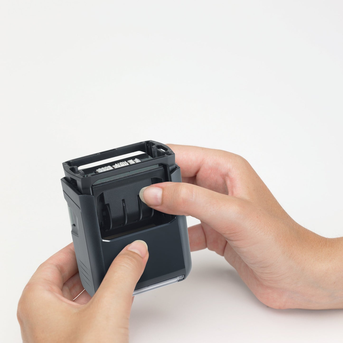 Trodat Printy 4750/L – Tampon dateur avec textes standards